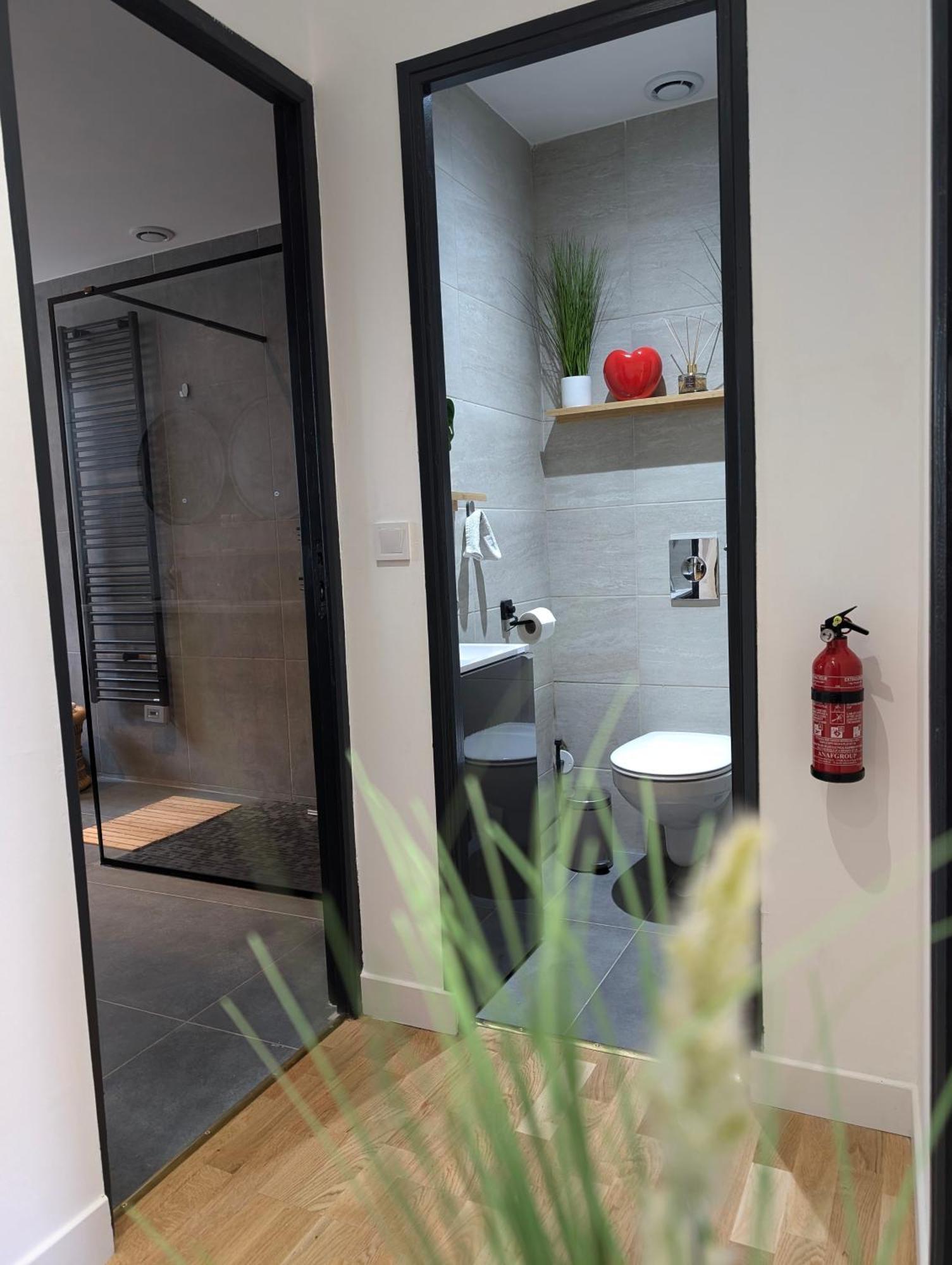 Le Spa - Villa Valmy - Hypercentre - Gare Sncf 몽뤼꽁 외부 사진